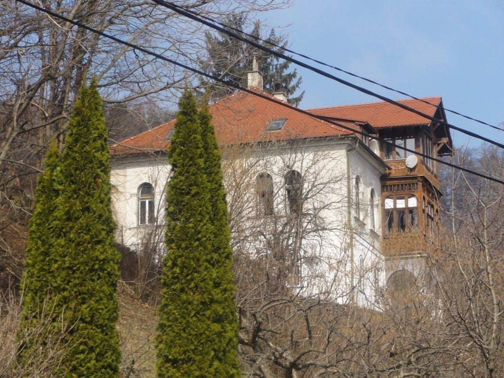 Datei:Ruinenweg 6, Süden.jpg