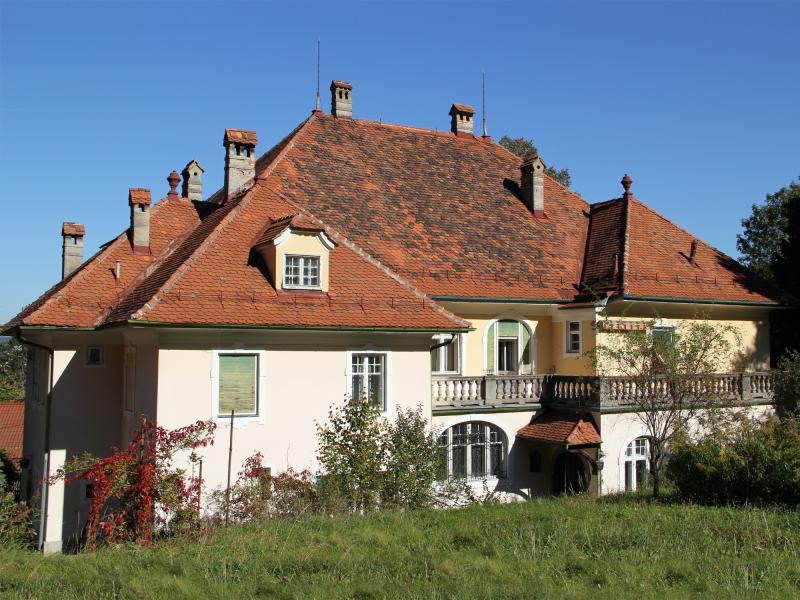 Datei:Hangweg 14, Westansicht.jpg