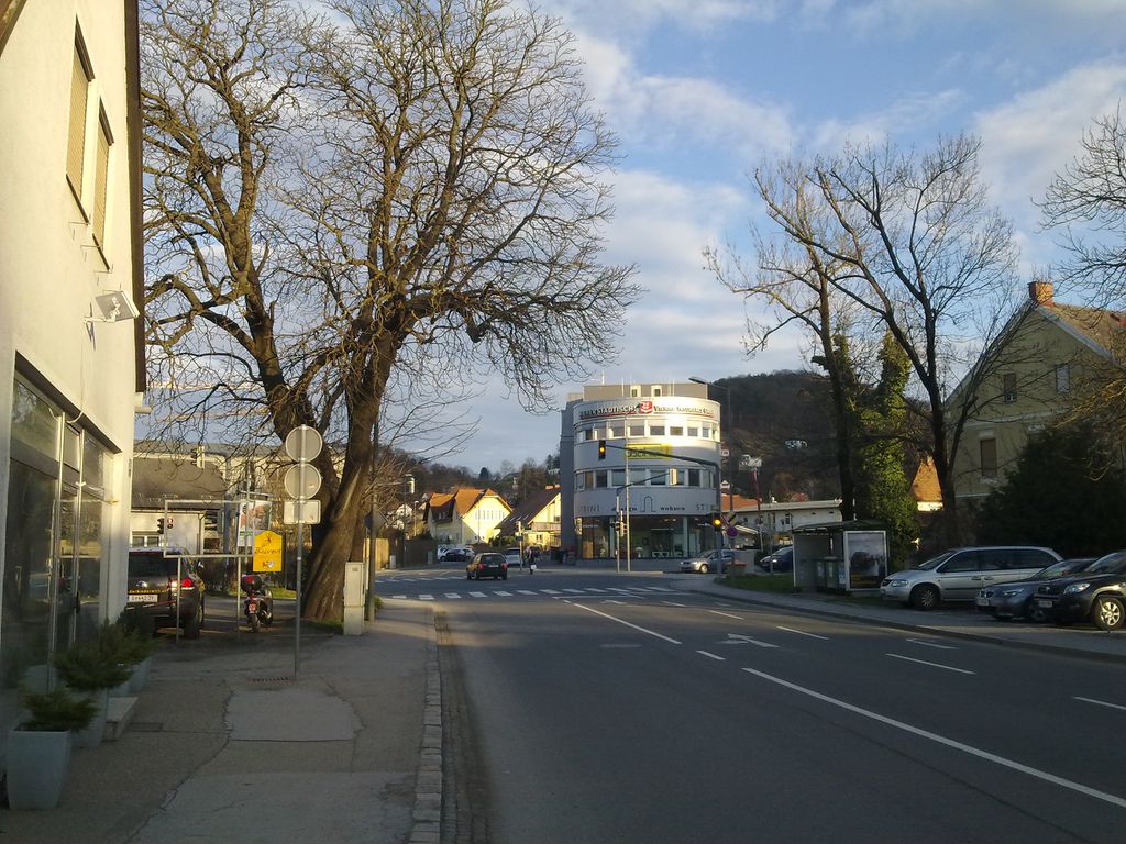 Datei:Andritzer Reichsstraße 26 2013.jpg