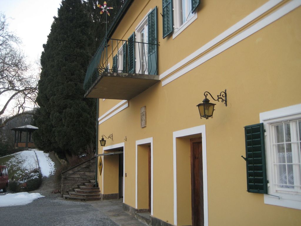 Datei:Erdbergweg 29, Hofgebäude, Pavillon.JPG