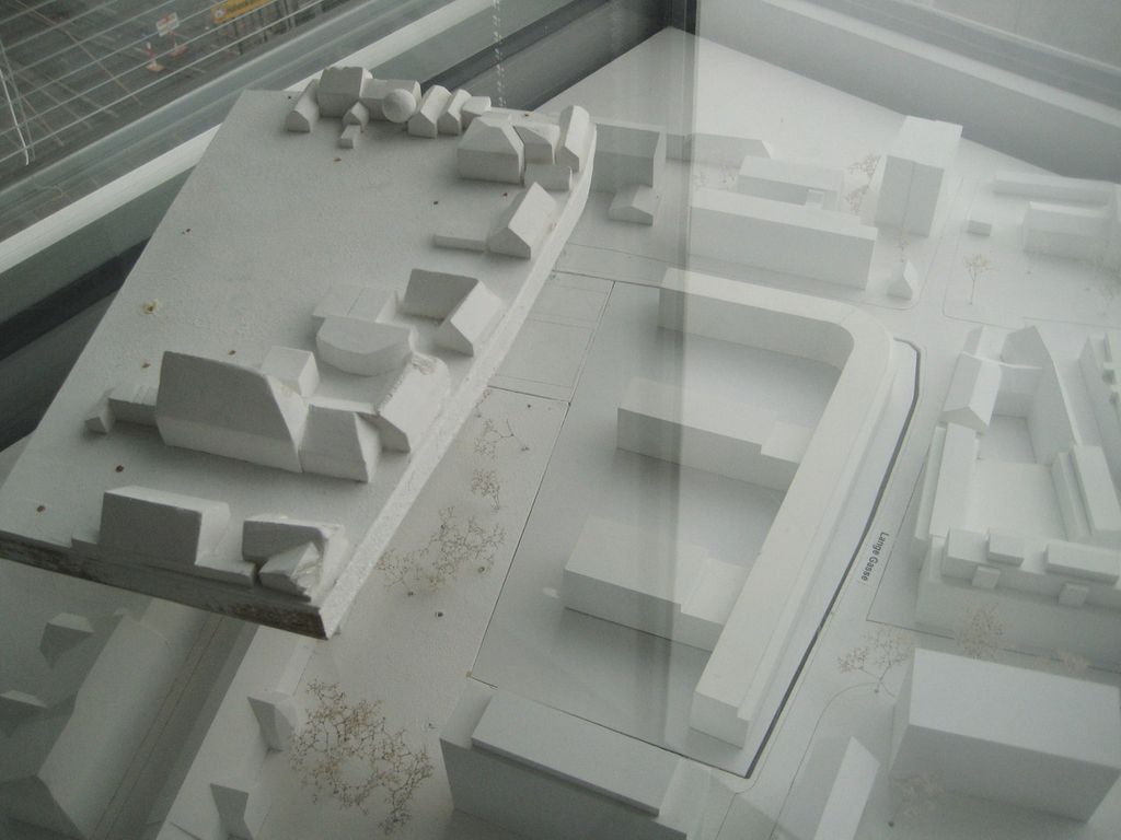 Datei:Körösistraße 36, Bestand und Plan.JPG