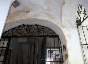 Gittertor im OB - Foto Laukhardt 2012