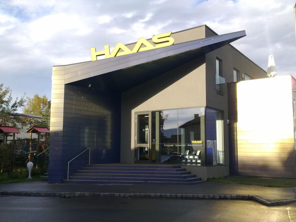 Datei:Andritzer Reichsstraße 34 2013.jpg