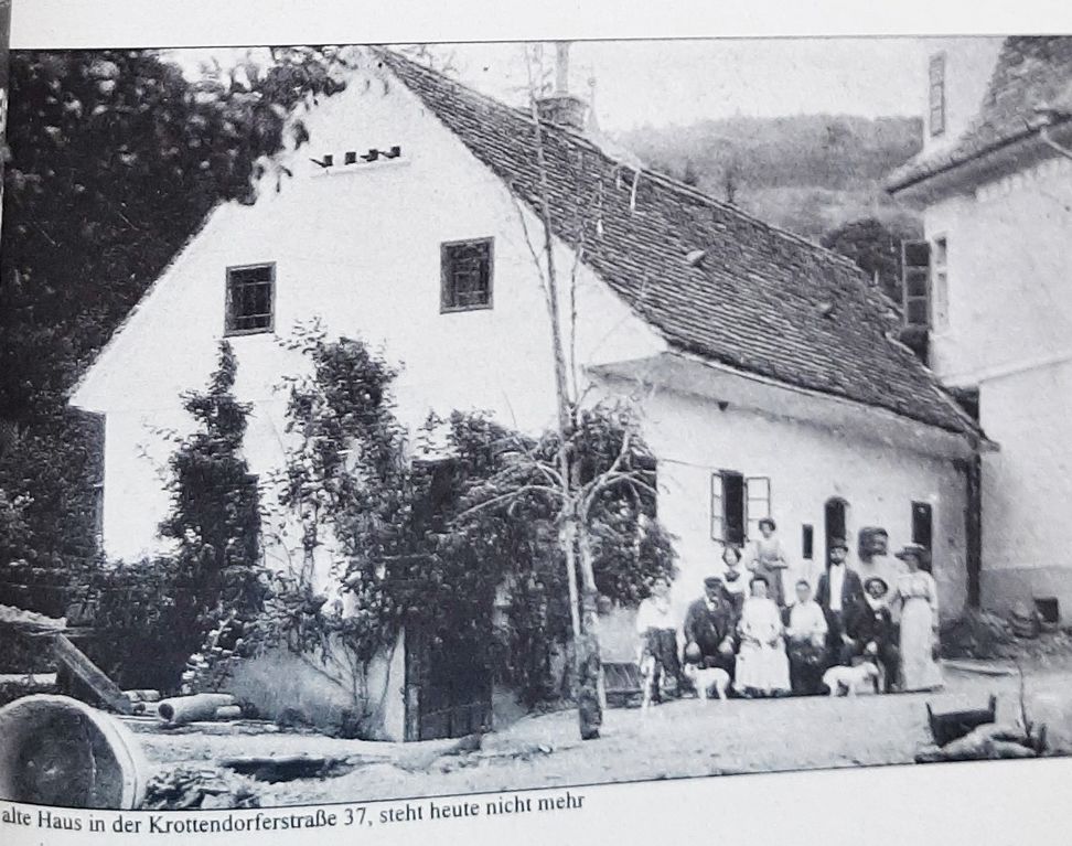 Datei:Krottendorfer Straße 37.jpg
