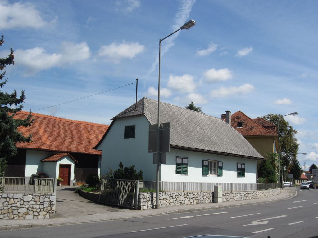 Datei:Liebenauer Hauptstraße 85.JPG