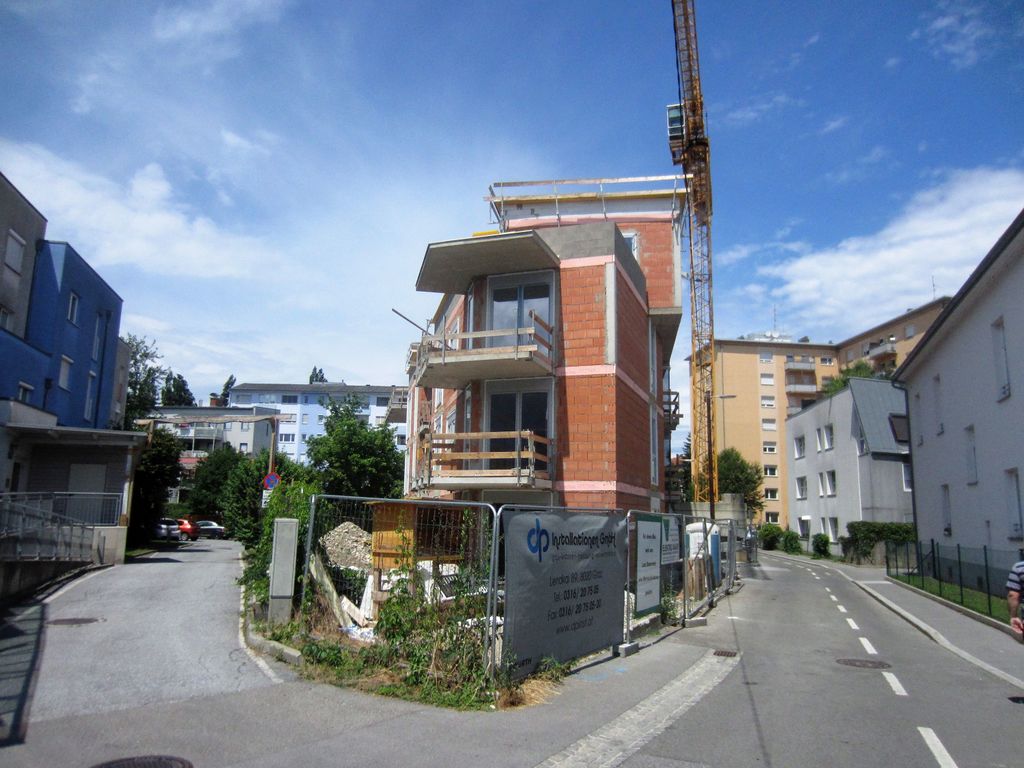 Datei:Kalvarienbergstraße 33, neu b.JPG