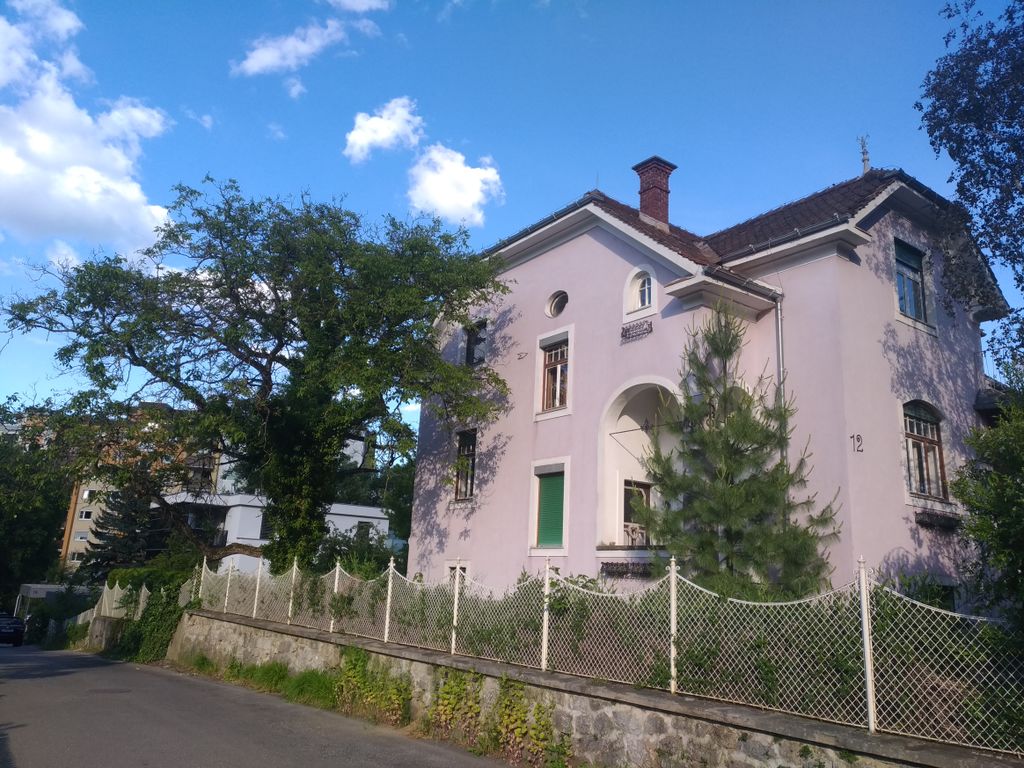 Datei:Westfassade.jpeg