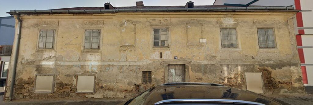 Datei:Groß Gerungs Unterer Marktplatz 32.jpg