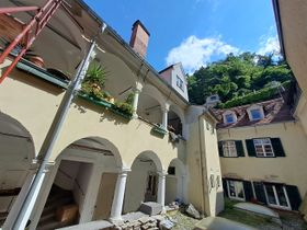 Arkadengänge im Hof - 2023