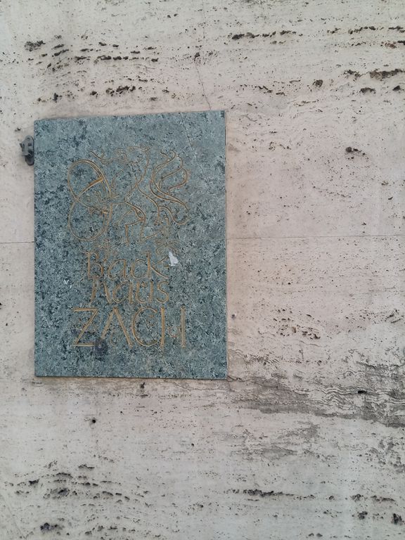 Datei:Kaiser-Franz-Josef-Kai 40 3.jpg