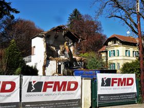 Der Abriss-Greifer wütet: 9. November - 2016